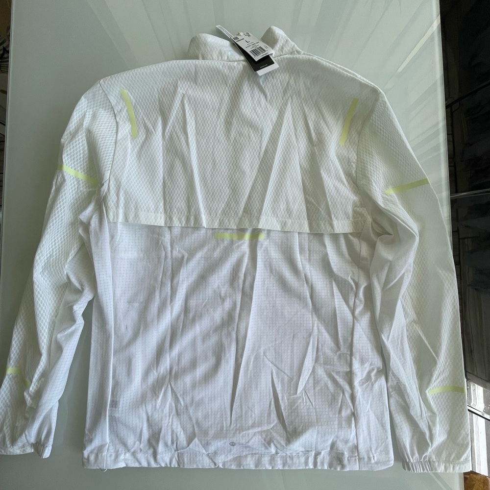 Adidas Glow In the Dark Running Jacket - Picture 6 of 10
